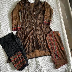 3 pc Pakistani/Indian party suit
